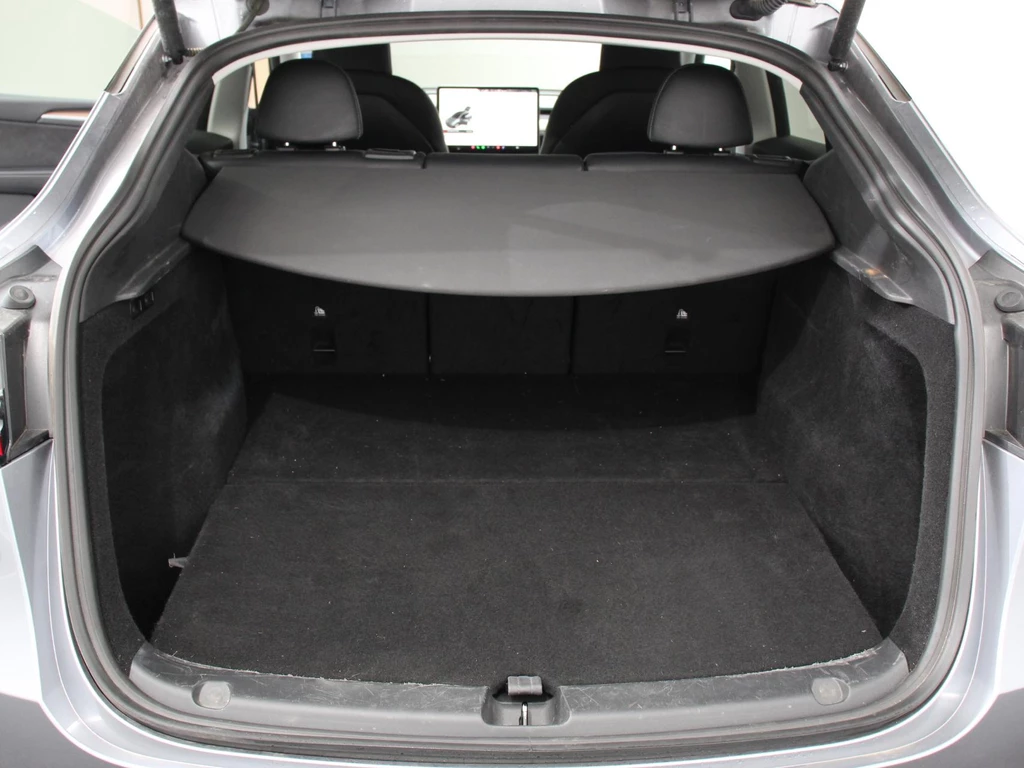Tesla Model Y – foto 34