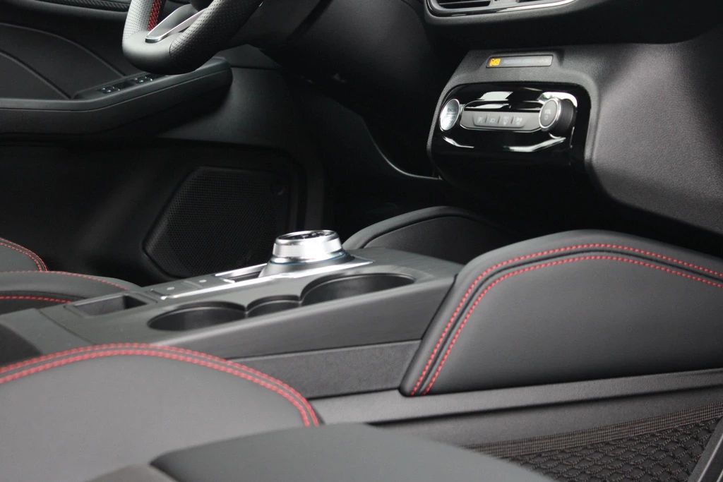 Ford Kuga – foto 24