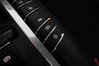 Porsche Macan – thumbnail 26