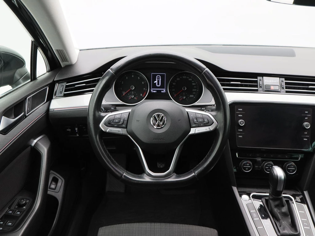 Volkswagen Passat – foto 35