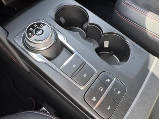 Ford Kuga – thumbnail 26
