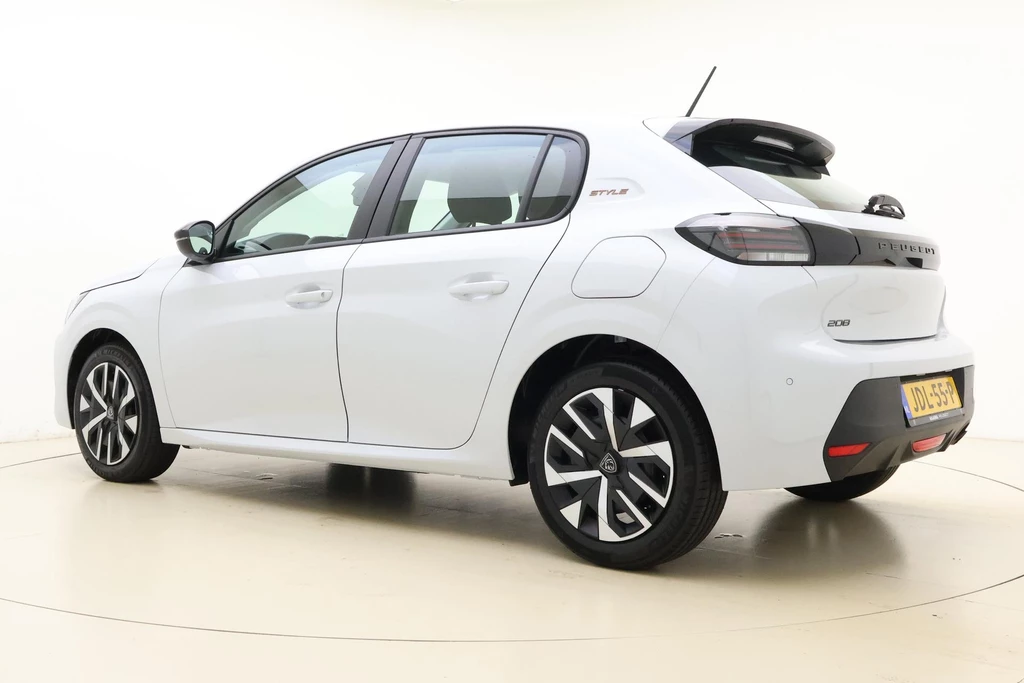 Peugeot 208 – foto 4