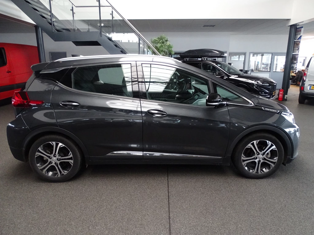 Opel Ampera-e – foto 5
