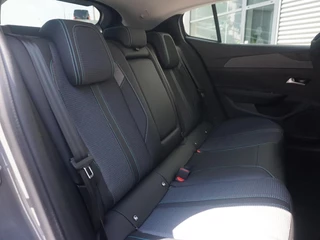 Peugeot 408 – thumbnail 38