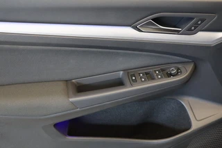Volkswagen Golf – thumbnail 30