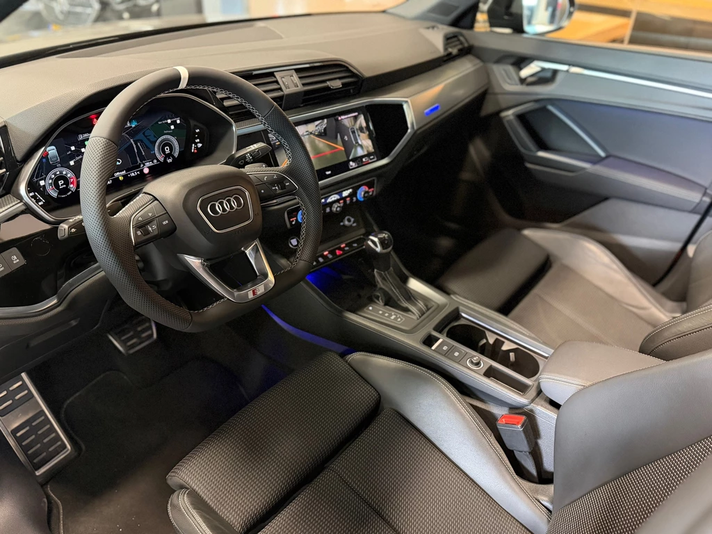 Audi Q3 – foto 21