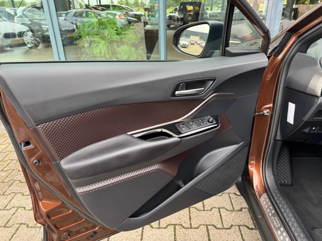 Toyota C-HR – foto 25