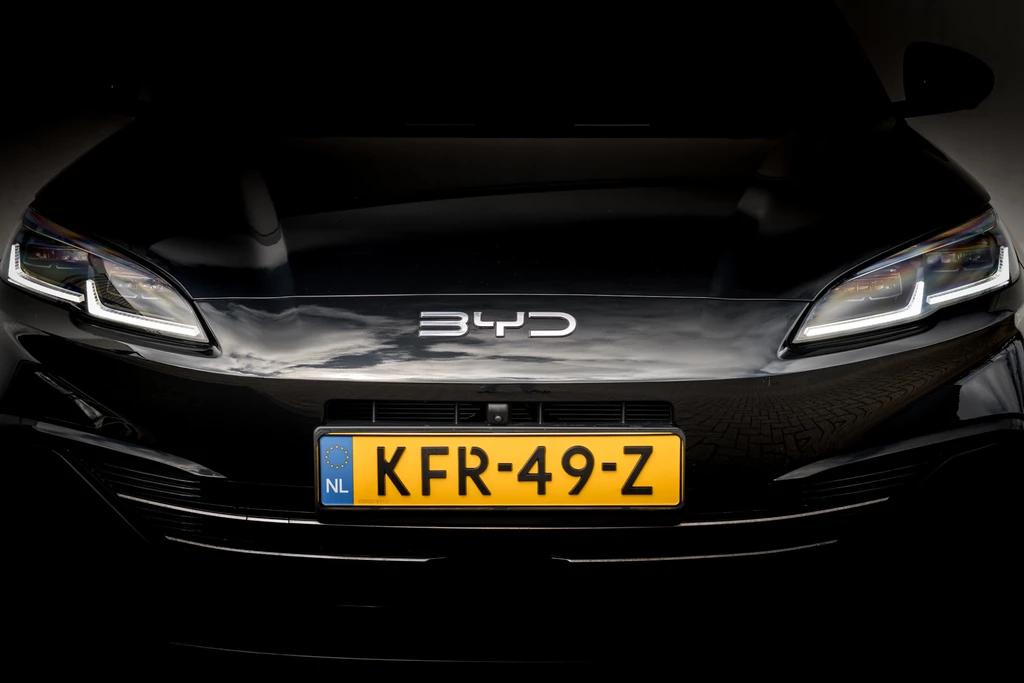BYD SEAL – foto 11