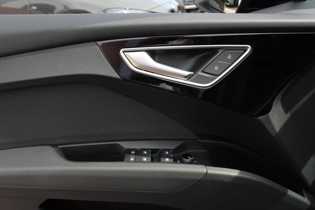Audi Q4 e-tron – foto 35