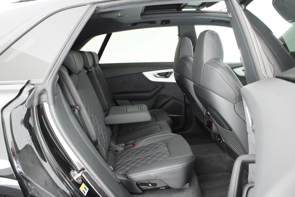 Audi SQ8 – foto 15