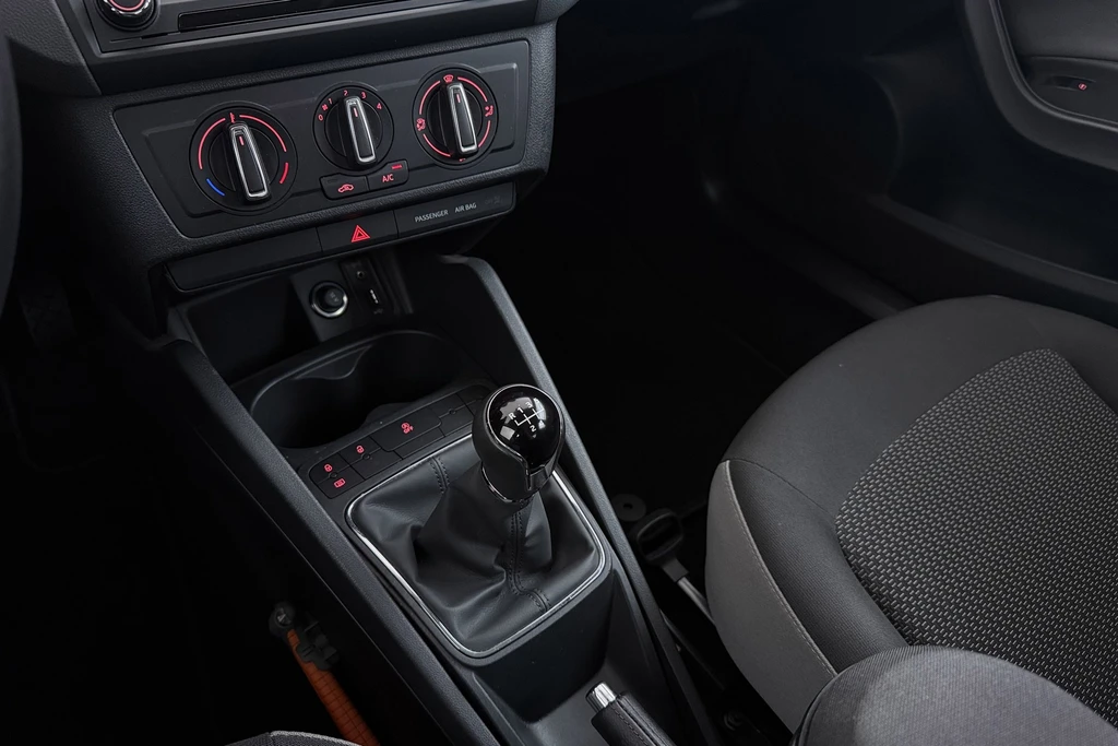 SEAT Ibiza – foto 30
