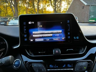 Toyota C-HR – thumbnail 17