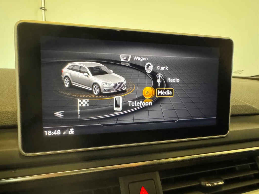 Audi S4 – foto 25