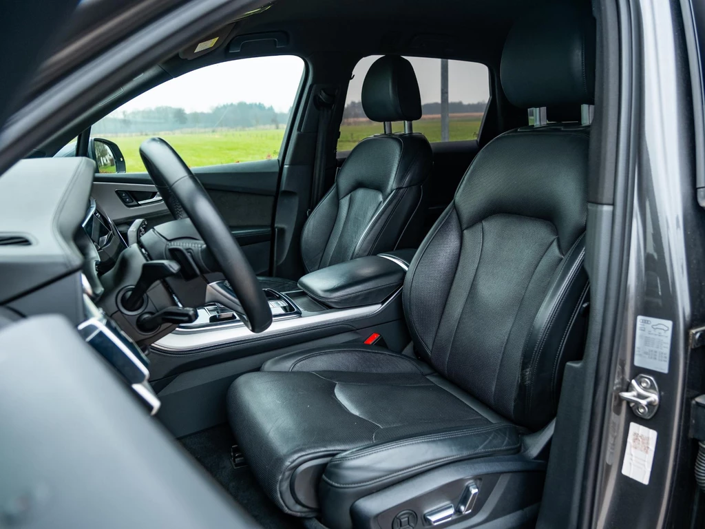 Audi Q7 – foto 15