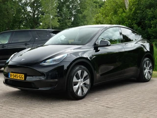 Tesla Model Y – thumbnail 1