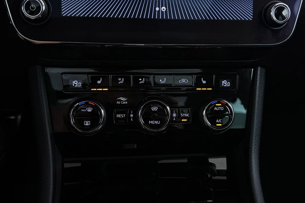 Škoda Superb – foto 37