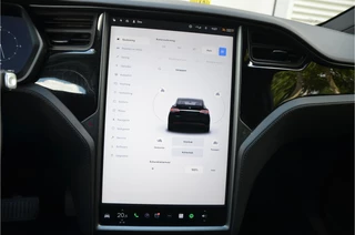 Tesla Model X – thumbnail 22
