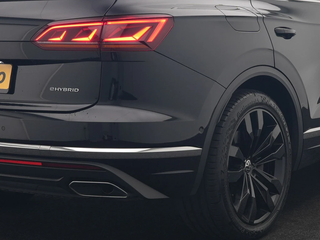 Volkswagen Touareg – foto 18