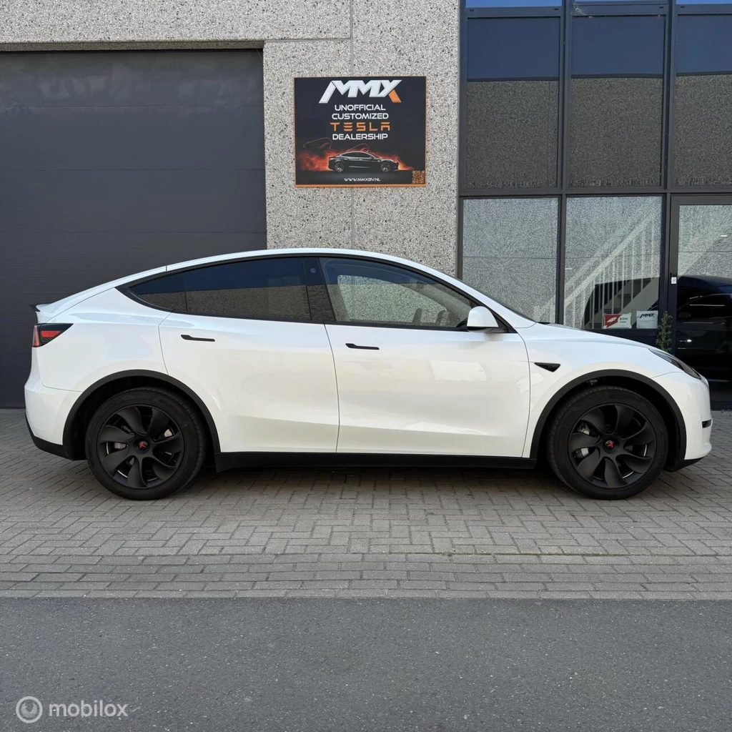 Tesla Model Y – foto 7