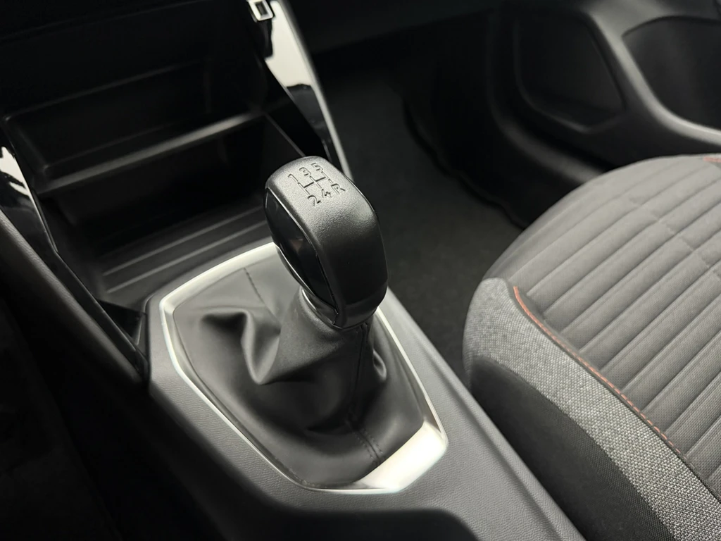 Peugeot 208 – foto 25