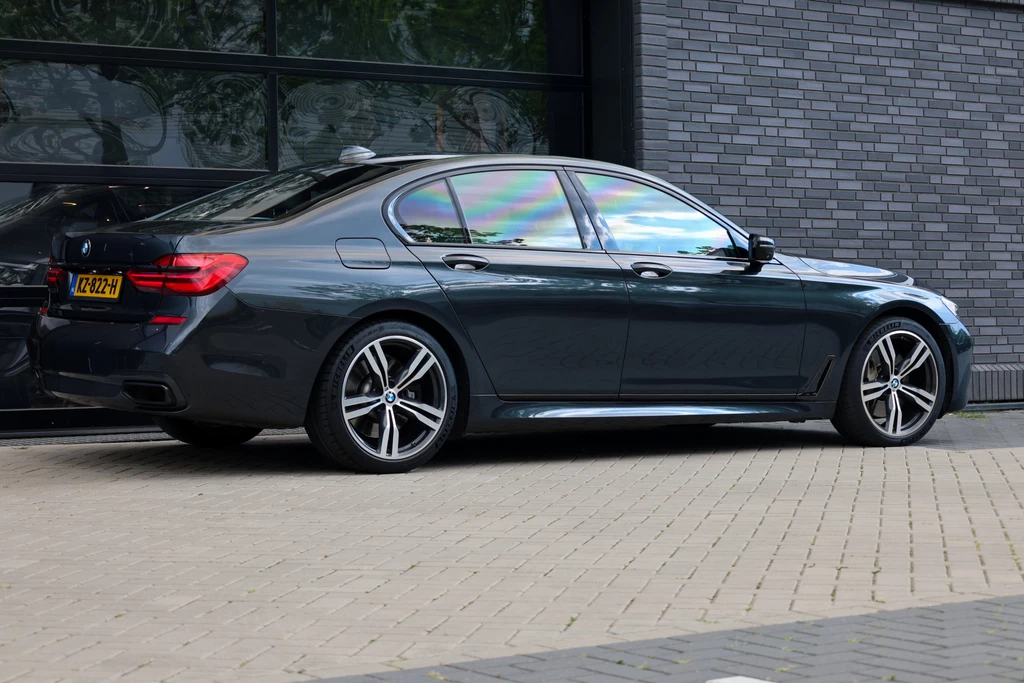 BMW 7 Serie – foto 10