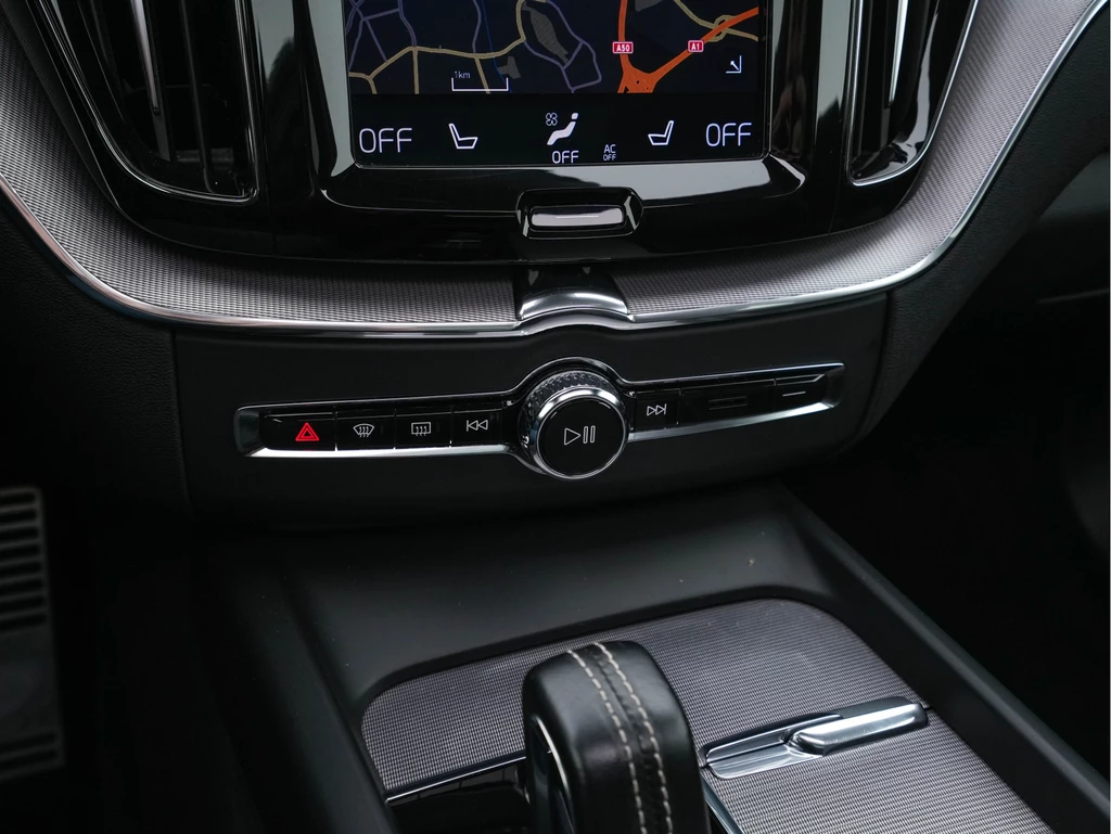 Volvo XC60 – foto 15