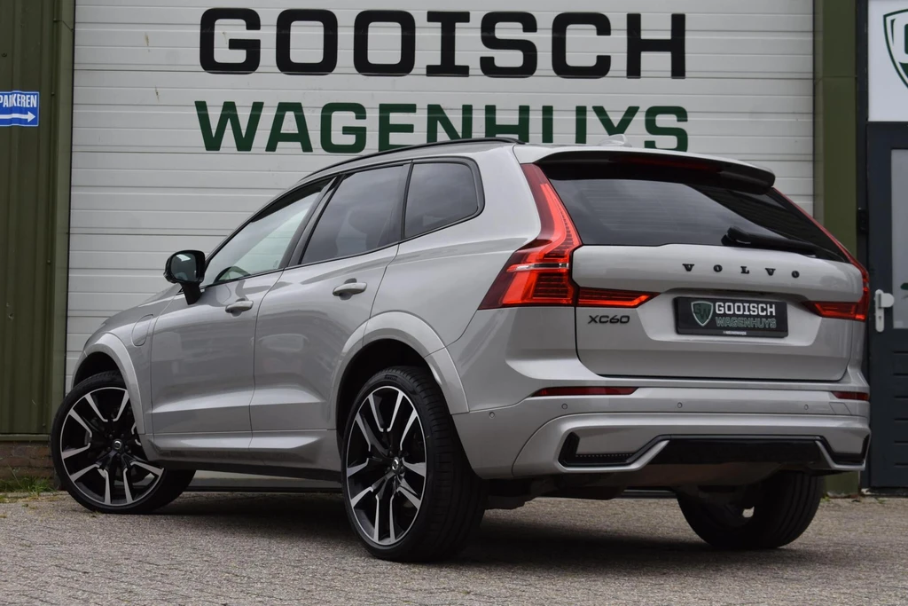 Volvo XC60 – foto 2