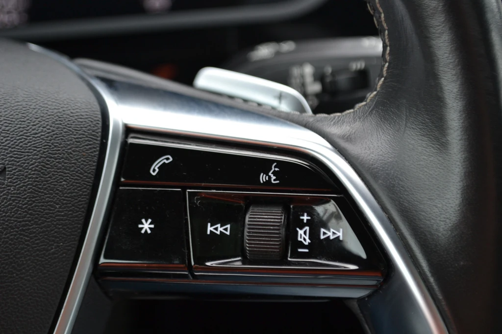 Audi e-tron – foto 21