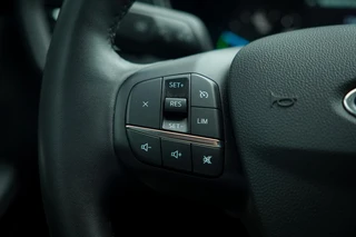 Ford Kuga – thumbnail 34