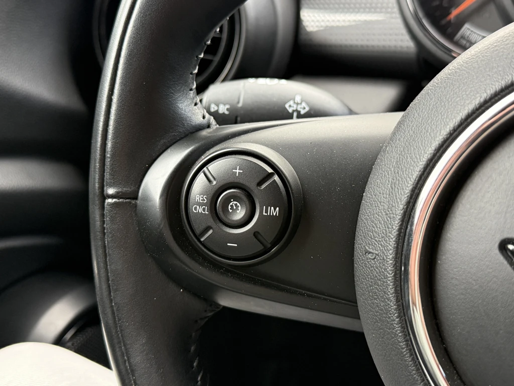 MINI 5-deurs – foto 17