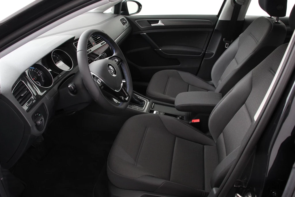 Volkswagen e-Golf – foto 10