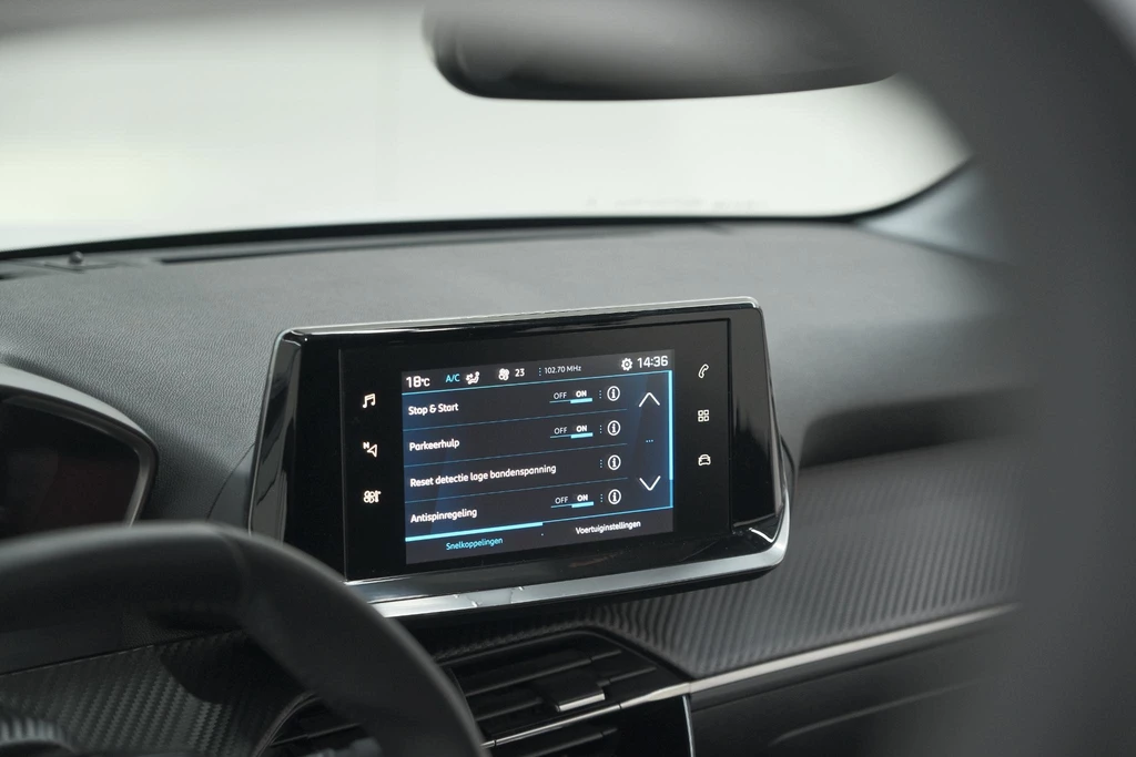 Peugeot 208 – foto 57