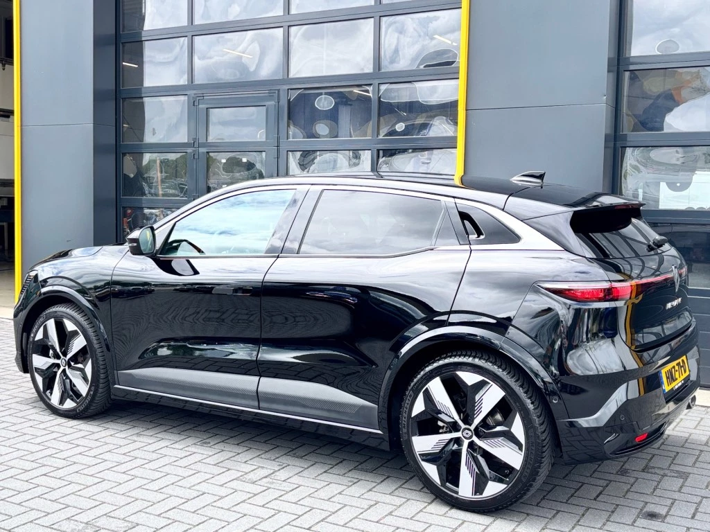 Renault Megane E-Tech – foto 4