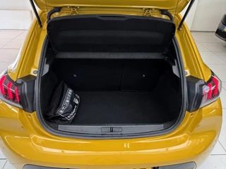 Peugeot 208 – thumbnail 8