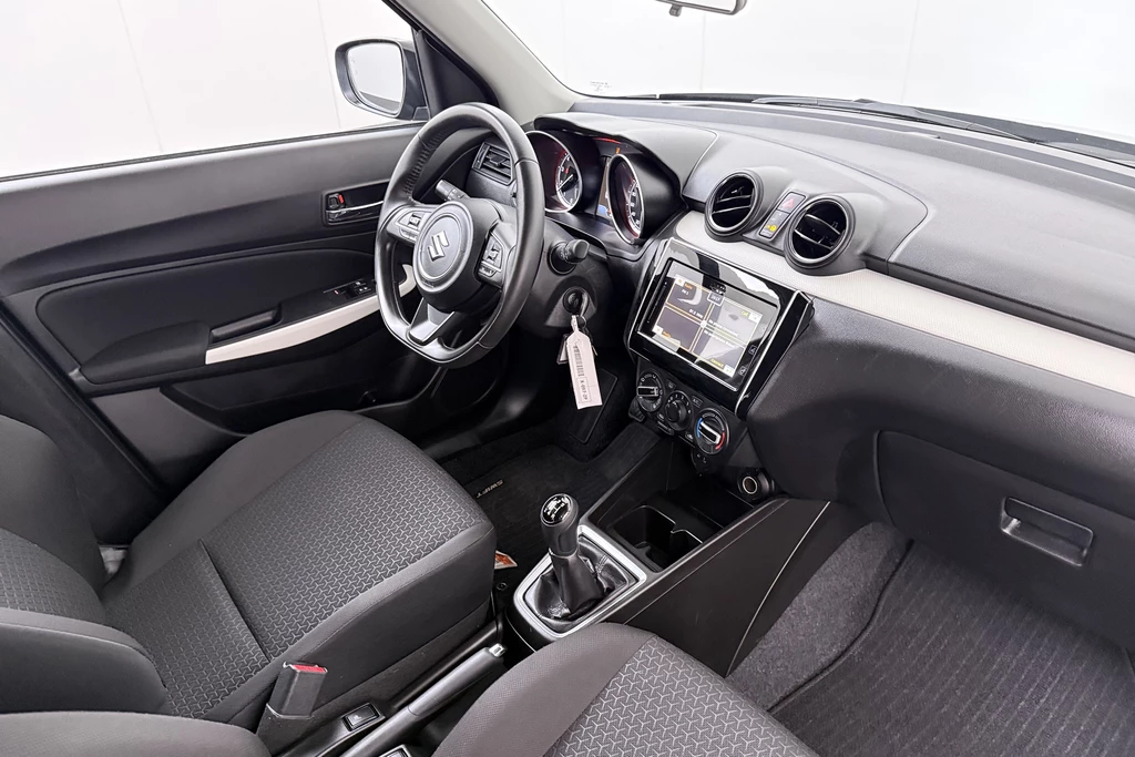 Suzuki Swift – foto 15