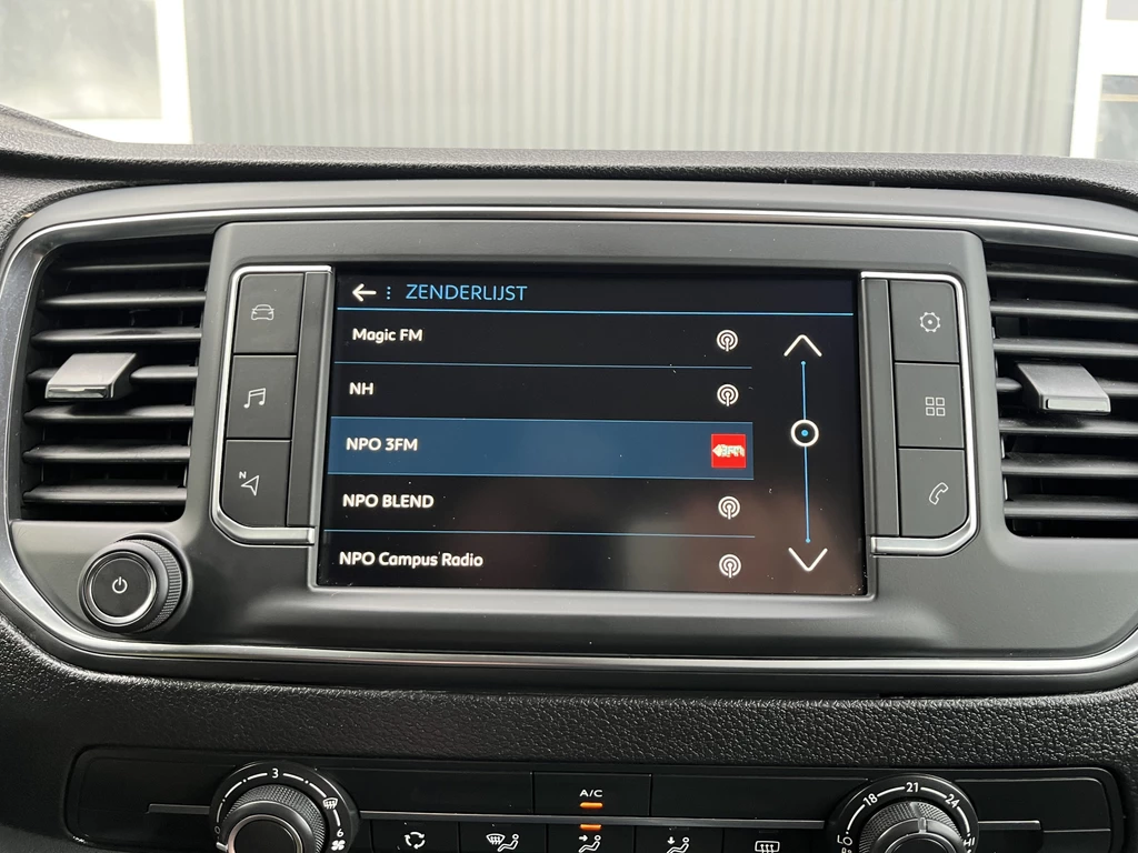 Peugeot Traveller – foto 38