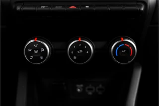 Renault Clio – thumbnail 19