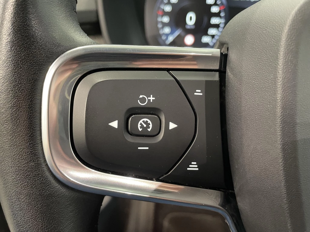 Volvo XC40 – foto 17