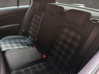 Volkswagen Golf – thumbnail 13