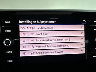 Volkswagen T-Roc – thumbnail 23