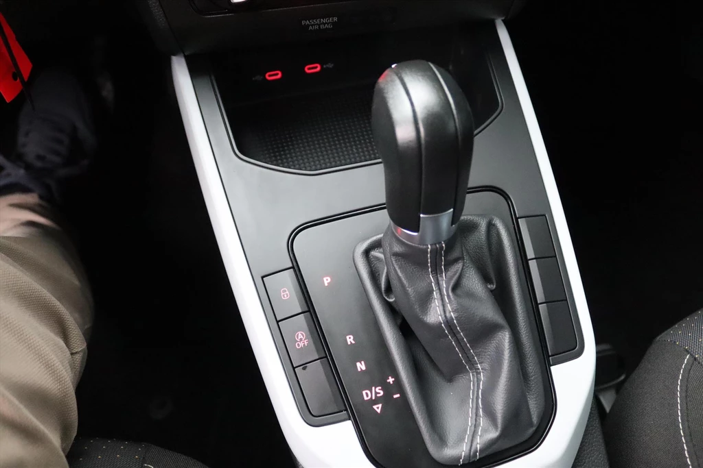 SEAT Arona – foto 31