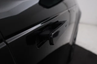 Land Rover Range Rover Velar – thumbnail 9