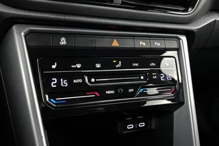 Volkswagen T-Roc – thumbnail 24