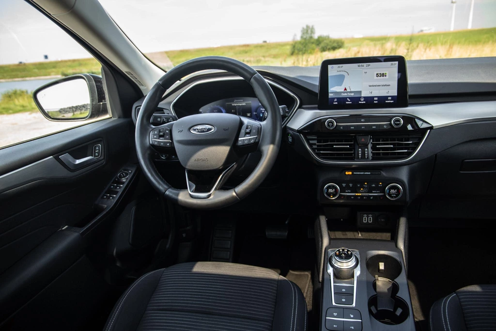 Ford Kuga – foto 19