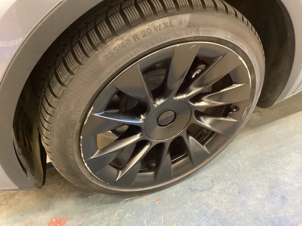 Tesla Model Y – foto 41