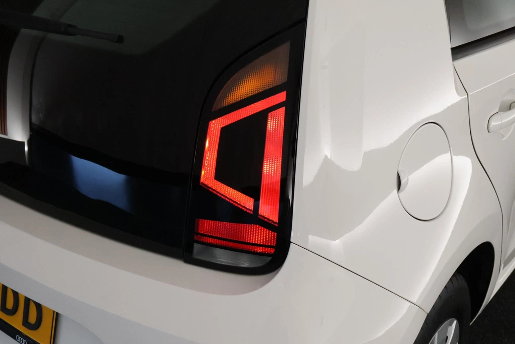 Volkswagen up! – foto 25