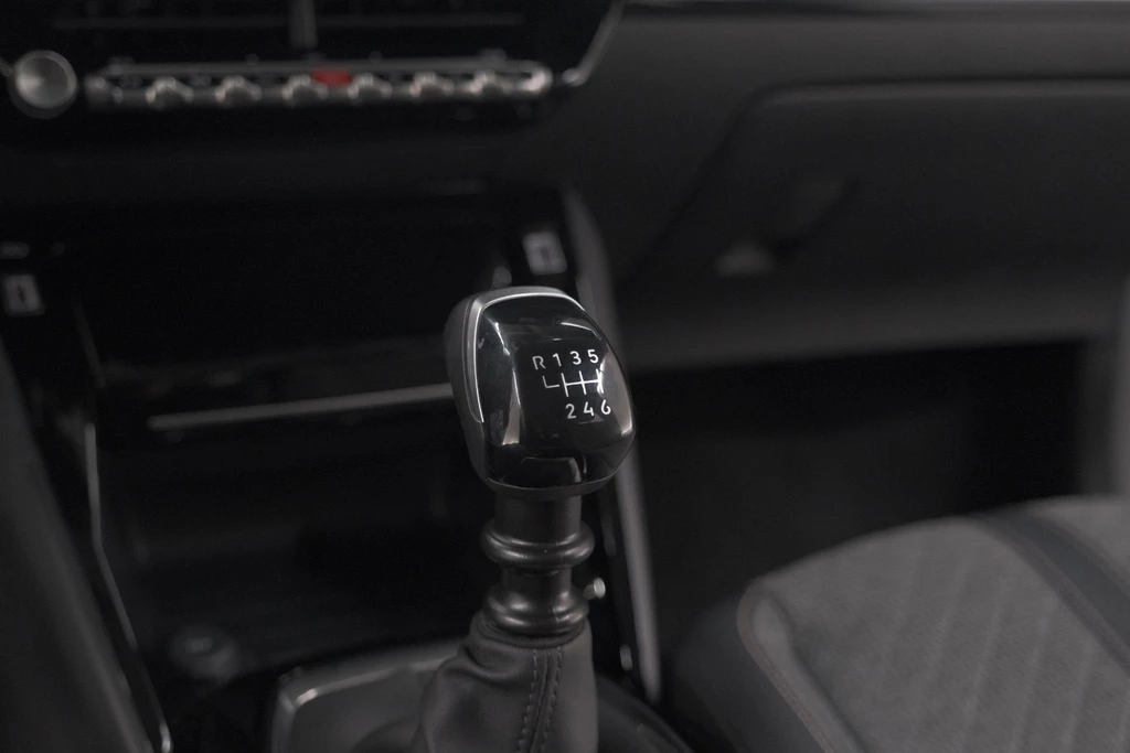 Peugeot 208 – foto 46