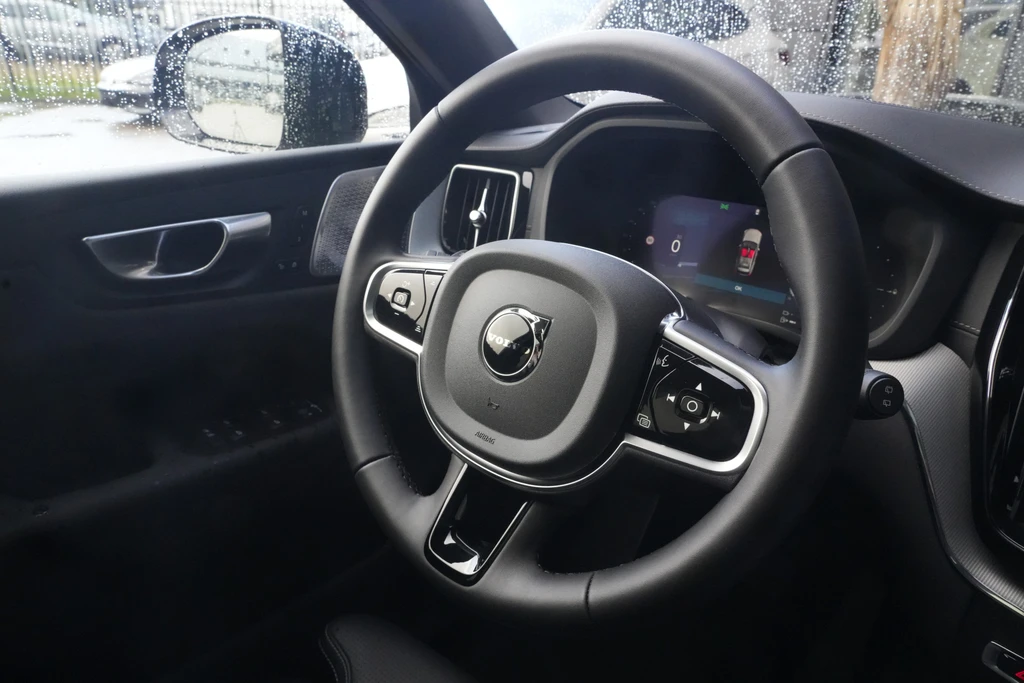 Volvo XC60 – foto 18