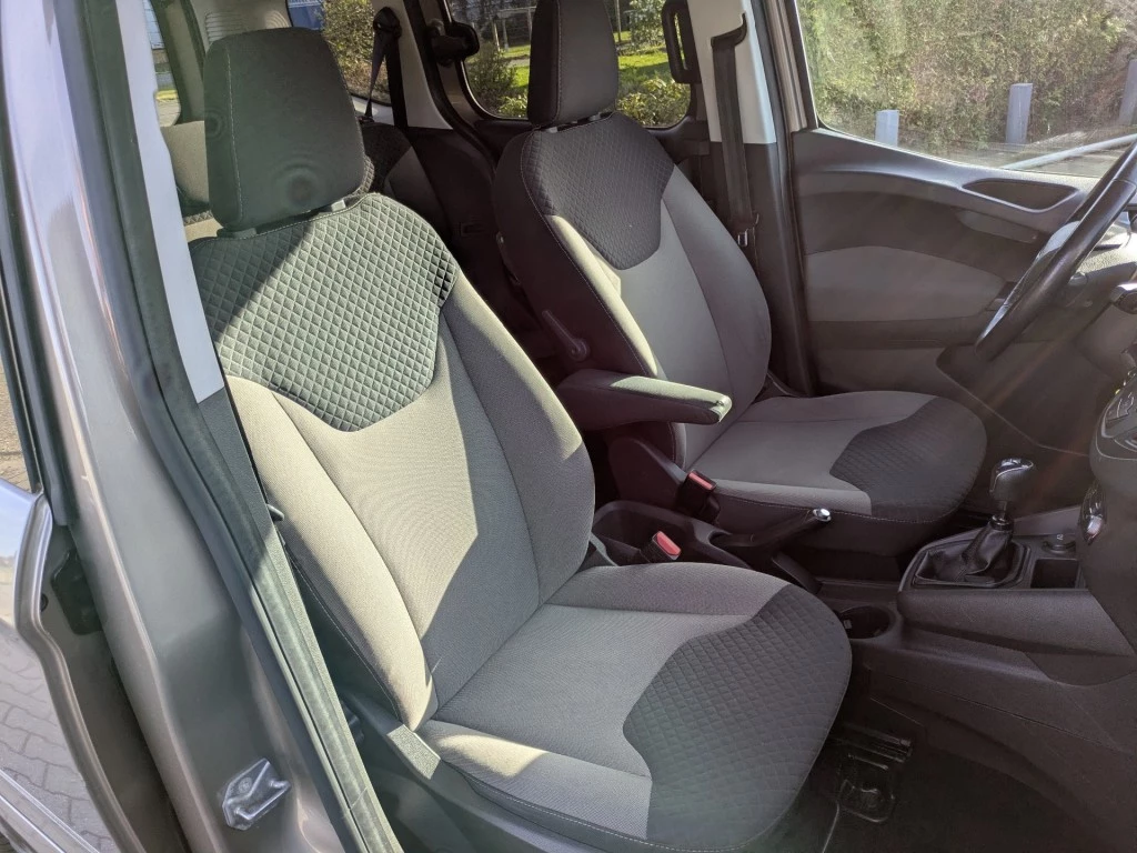 Ford Tourneo Courier – foto 11
