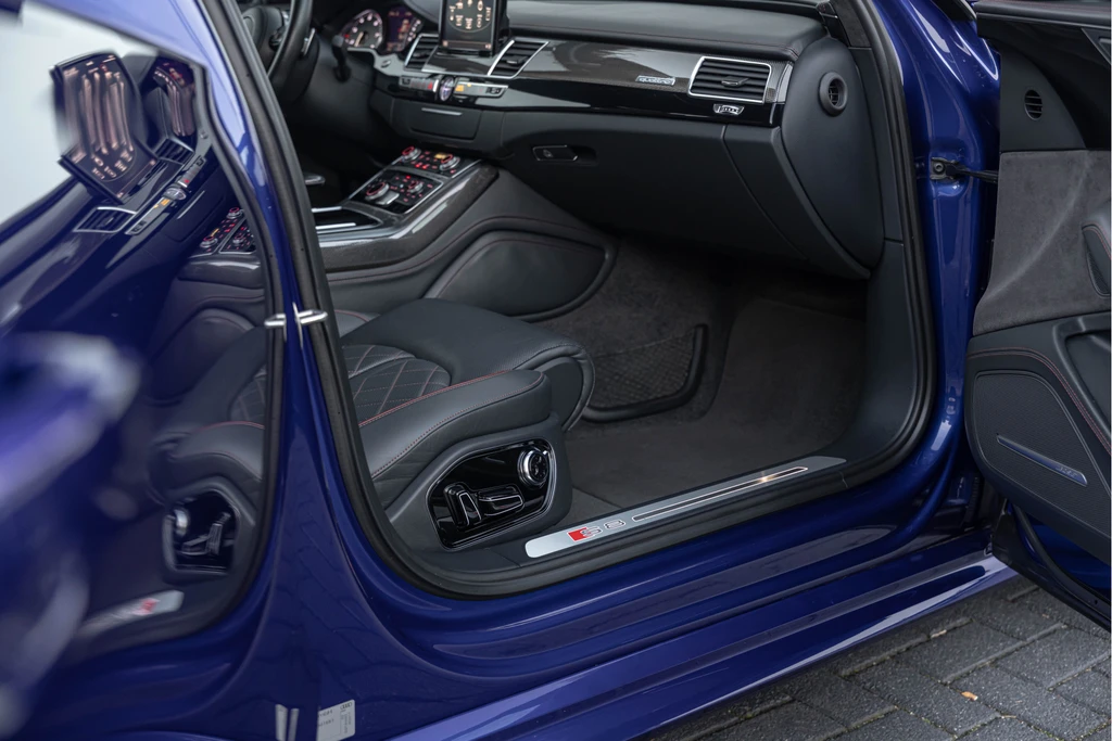 Audi S8 – foto 16